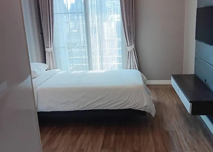J Thonglor 8 Bangkok