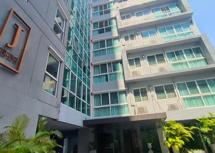 J Thonglor 8 * Bangkok