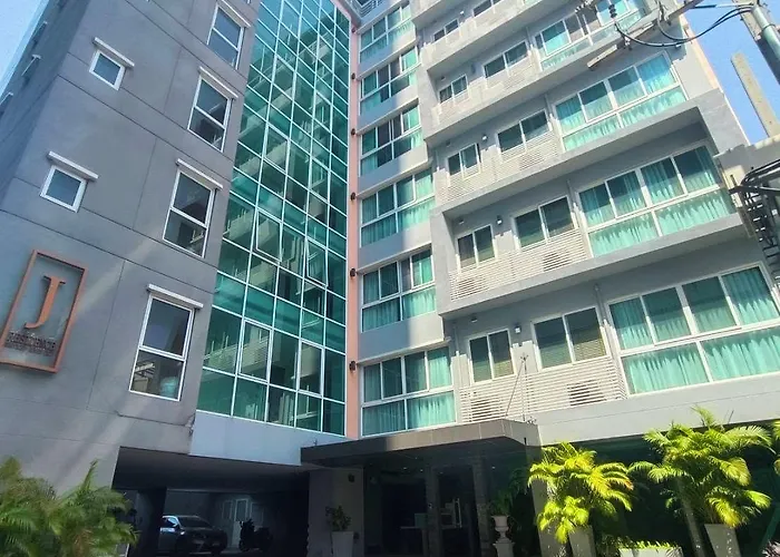 شقة J Thonglor 8 *