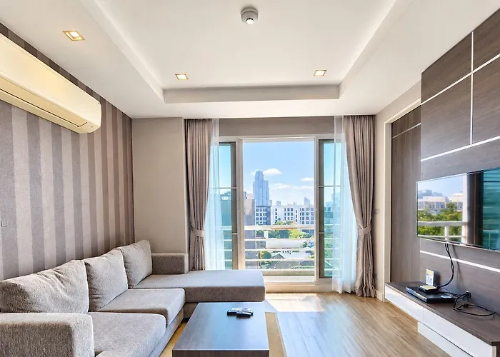 J Thonglor 8 شقة